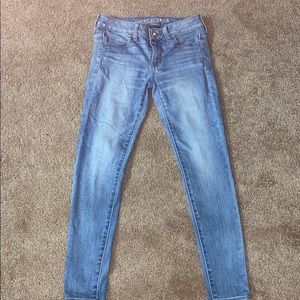 Women AE jeans.
